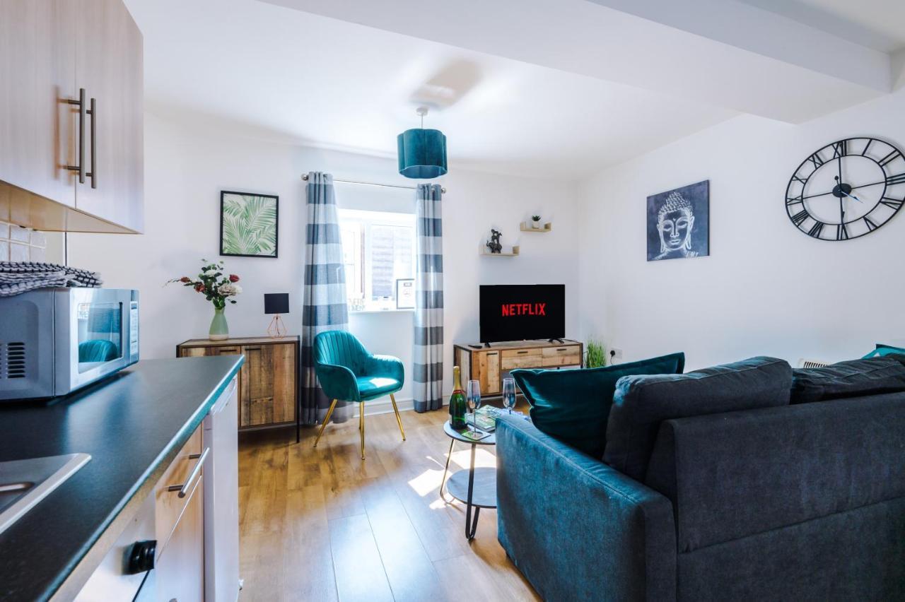 Stylish Chester City Centre Apartment By 53 Degrees Property, Ideal For Couples & Business Professionals - Sleeps 4 Bagian luar foto