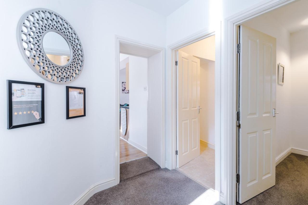 Stylish Chester City Centre Apartment By 53 Degrees Property, Ideal For Couples & Business Professionals - Sleeps 4 Bagian luar foto