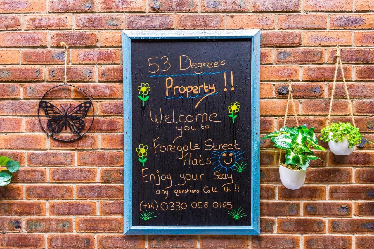 Stylish Chester City Centre Apartment By 53 Degrees Property, Ideal For Couples & Business Professionals - Sleeps 4 Bagian luar foto